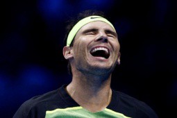 Nadal báo tin vui tái xuất, nói thẳng về cuộc đua Grand Slam với Djokovic