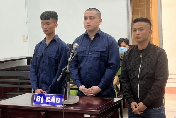 3 bị cáo tại phiên tòa hình sự sơ thẩm.&nbsp;Ảnh: V.H