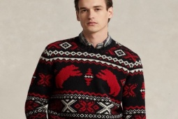 Đàn ông - Mách chàng cách mặc áo họa tiết cho mùa Giáng sinh