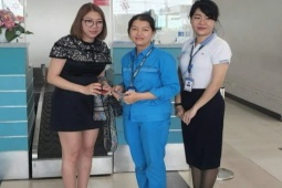 Tin tức trong ngày - Tin tức 24h qua: Đề nghị khen thưởng nữ lao công nhặt được viên kim cương trị giá nửa tỷ đồng