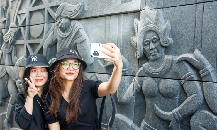 Ngắm tháp Nghinh Phong, công trình vừa đạt giải Cảnh quan Đô thị châu Á - 5