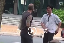 Tin tức trong ngày - Đình chỉ tài xế Vinasun "phản ứng gay gắt" khi bị nhắc nhở xả rác nơi công cộng