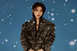 Thời trang - Chào mừng mùa lễ hội sôi động với chiến dịch mới của Versace