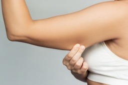 Làm đẹp - Bí quyết đánh bay mỡ để có cánh tay thiên nga thon gọn