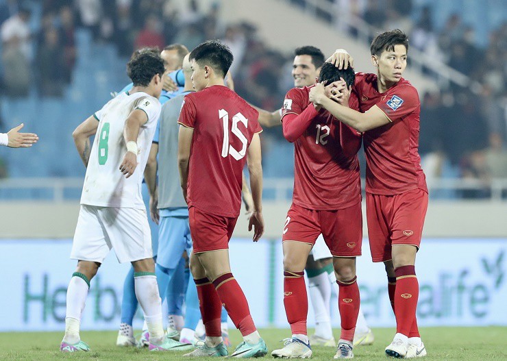 ĐT Việt Nam thua Iraq vào những giây bù giờ cuối cùng