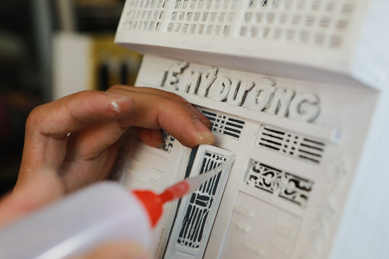 Năm 2019, anh tham gia vào một câu lạc bộ đam mê mô hình và có cơ hội học hỏi những người đi trước. Ngoài ra, anh còn học hỏi từ người nước ngoài qua các clip trên mạng.