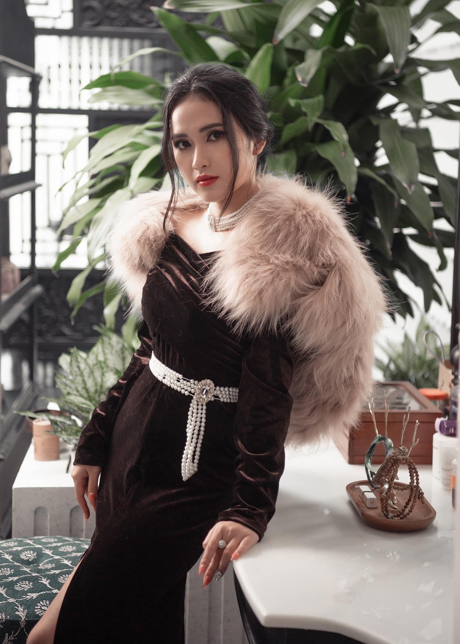 Vẻ đẹp sang trọng của CEO Nguyễn Thanh Nhi