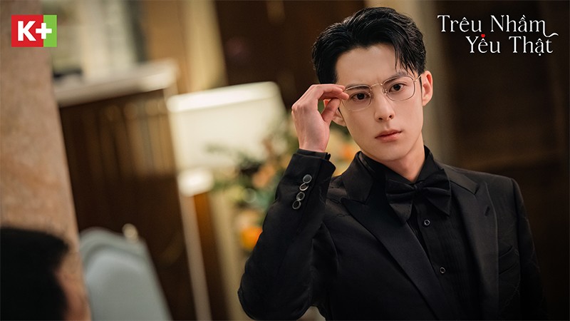 Dù xuất thân “trâm anh thế phiệt” nhưng Thời Yến vẫn nỗ lực xây dựng mọi thứ từ sức lực của chính mình