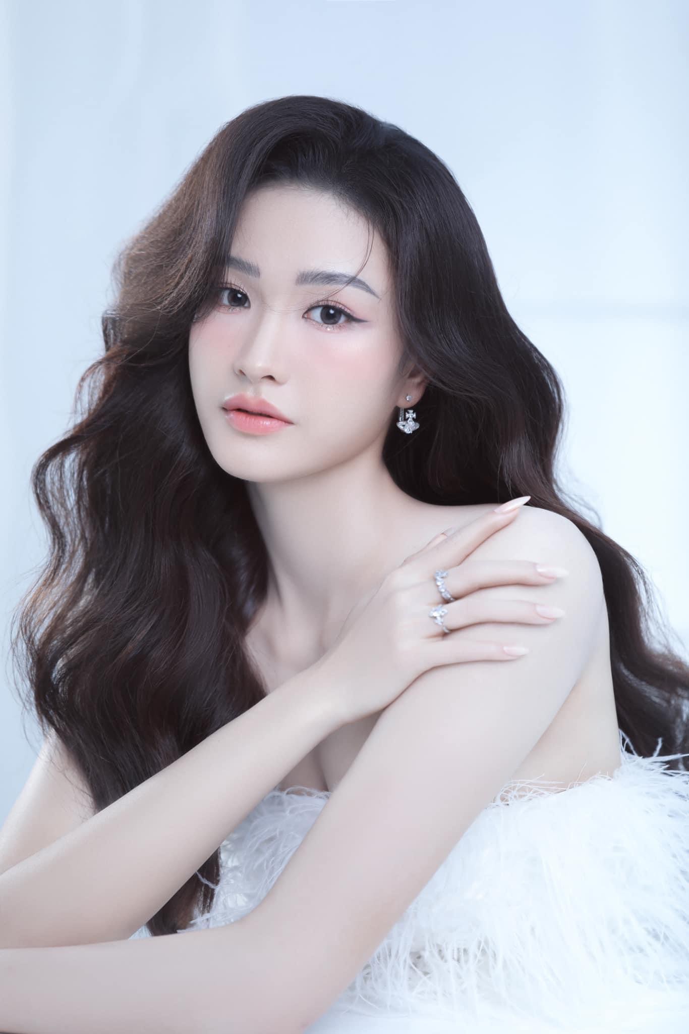 Ngoại hình nổi bật giúp Kim Thanh từng giành giải Miss VTV Cup 2018.