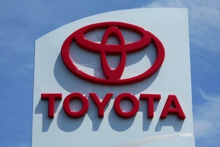 Toyota bị buộc phải trả 60 triệu USD vì lừa đảo khách hàng. Ảnh: Carbuzz.