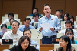 Tin tức trong ngày - Phải giám sát những ông chủ ngân hàng