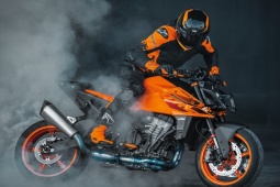 Thế giới xe - 2024 KTM 990 Duke ra mắt khiến dân chơi naked-bike "dậy sóng"