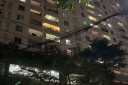 Media - Video: Một cô gái nghi rơi từ tầng cao chung cư xuống tử vong