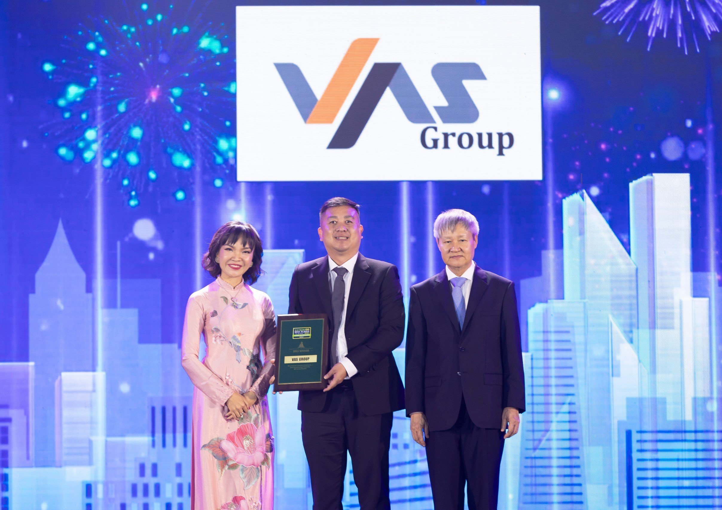 Thực hiện cam kết với người lao động, VAS Group xứng danh “Top 100 Nơi làm việc tốt nhất Việt Nam” năm 2023