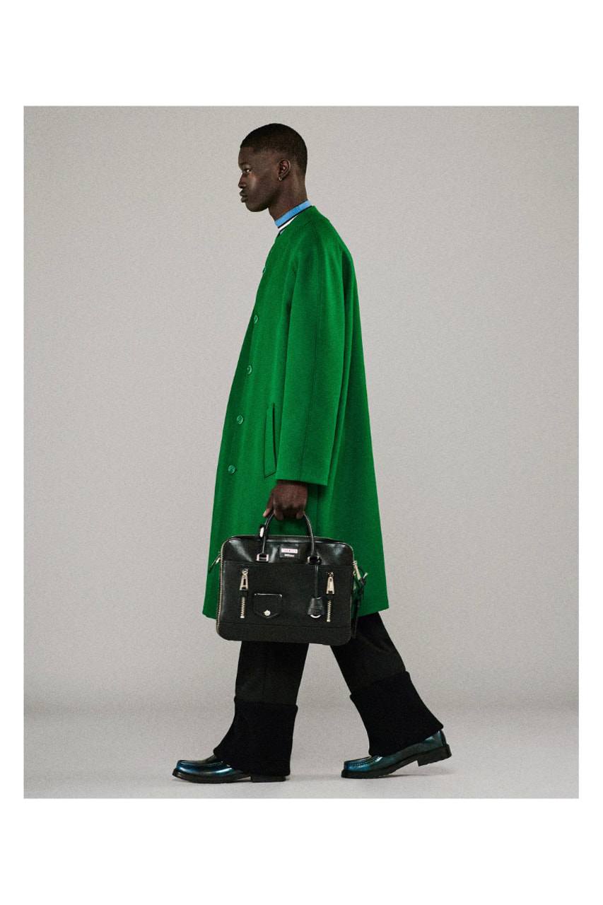 Moschino 2024 lăng xê hình trái tim trong BST thời trang nam - 15