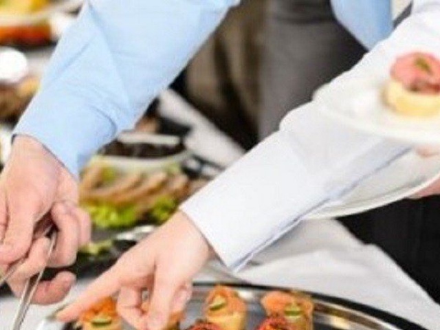 Ẩm thực - Mẹo ăn buffet "3 trước 4 sau" ai cũng nên biết để tránh “thiệt thòi”