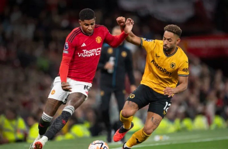 MU và Wolves đều từng bị UEFA phạt trước đó