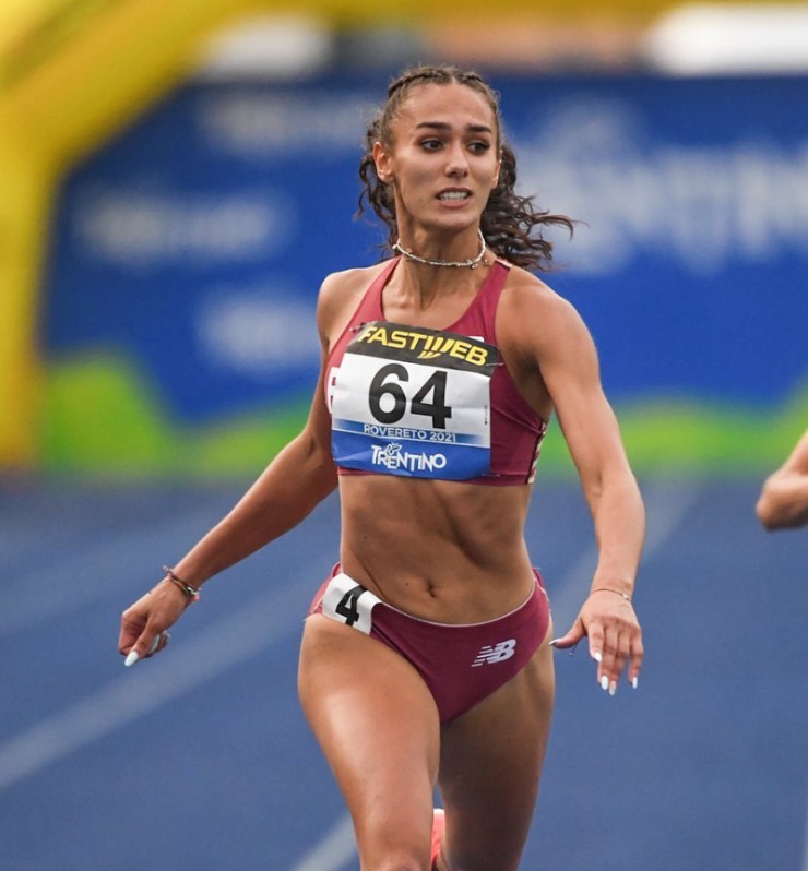 Dalia VĐV điền kinh có ngoại hình xinh đẹp nhưng không kém phần mạnh mẽ