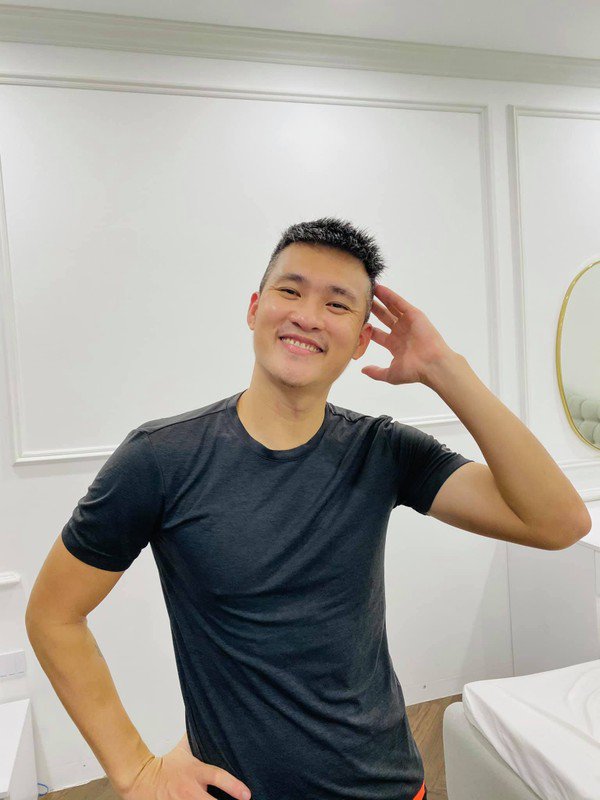 Có thể khẳng định, khi còn thi đấu hay giải nghệ, Công Vinh vẫn xếp tốp đầu về sự giàu có trong làng bóng đá Việt Nam. Ảnh: FBNV