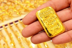 Kinh doanh - Giá vàng hôm nay 26/11: Một tuần tăng dựng đứng, vàng nhẫn cao nhất mọi thời đại