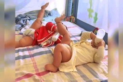 Clip hài hước - Những cặp sinh đôi đáng yêu nhất quả đất