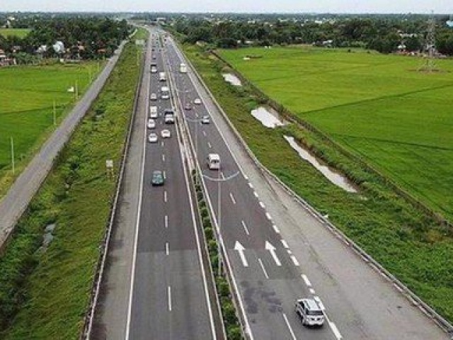 Tin tức trong ngày - Bộ GTVT đề xuất đầu tư hơn 390 triệu USD nâng cấp 3 quốc lộ quan trọng tại ĐBSCL