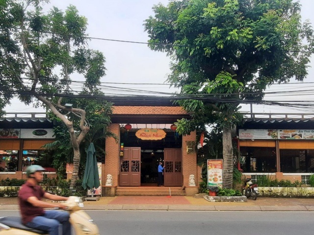 Tin tức trong ngày - Phường Thảo Điền nói gì về nhà hàng, biệt thự xây trái phép