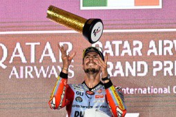 Đua xe MotoGP, Qatar GP: “Ác mộng” cho Martin, Diggia có chiến thắng đầu tiên cảm xúc