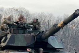 Thế giới - Xe tăng M1A1 Abrams lừng danh của Mỹ xuất hiện gần Kupyansk