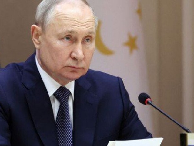 Thế giới - Tổng thống Putin duyệt tăng chi tiêu quân sự "khủng"