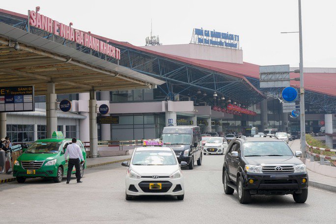 Sân bay Nội Bài sẽ là 1 trong 5 sân bay áp dụng thu phí tự động. Ảnh Phan Công
