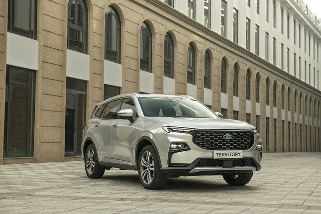 Những mẫu ô tô giảm giá mạnh thời điểm cận Tết Dương lịch - 4