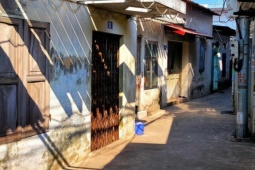 Pháp luật - Nghịch tử nghiện rượu đánh mẹ già tử vong