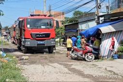 Tin tức trong ngày - Video: Cháy lớn tại công ty mút xốp rộng hàng ngàn mét vuông