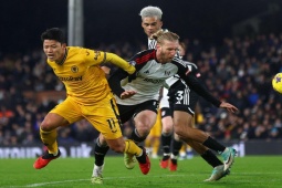 Bóng đá - Video bóng đá Fulham - Wolves: 5 bàn và 3 quả penalty, vỡ òa phút 90+4 (Ngoại hạng Anh)