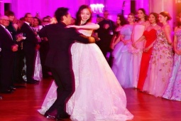 Đời sống Showbiz - Chân Tử Đan và con gái cao 1m80 gây chú ý tại dạ tiệc xa hoa nhất hành tinh