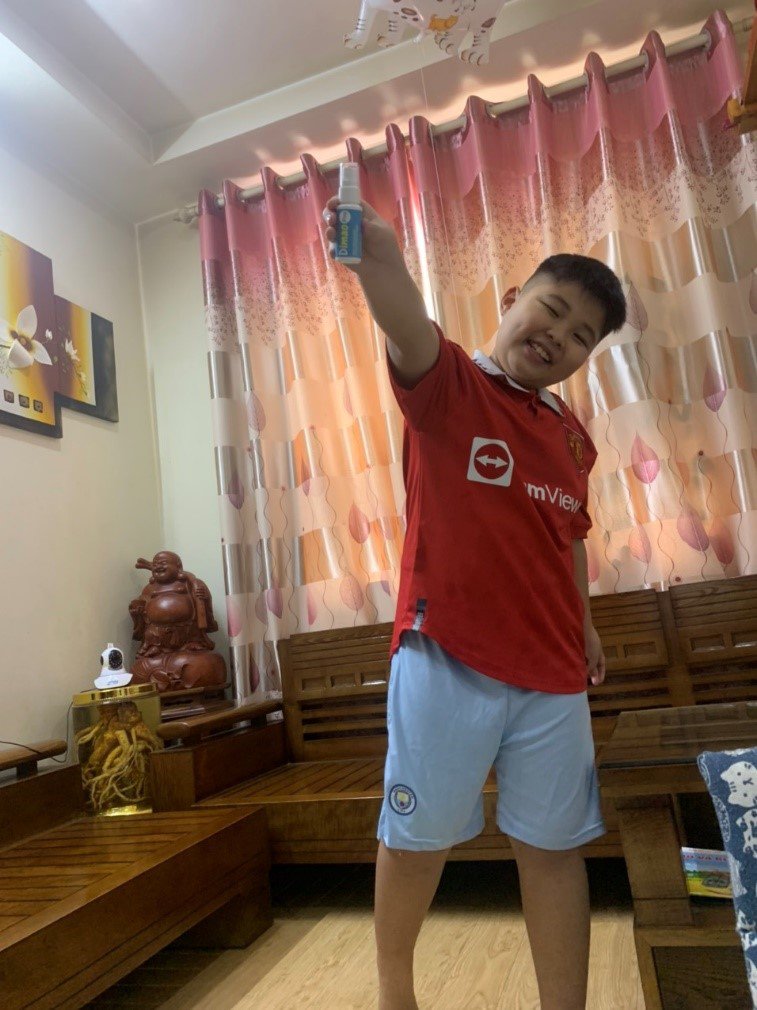 Bé Bin cũng là một người bạn thân thiết của Dimao Pro, hiện tại Bin mới 9,5 tuổi đã cao 140cm, vượt chuẩn WHO.