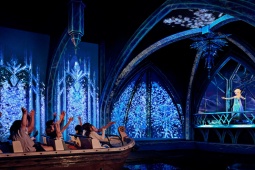 Du lịch - Disneyland Hồng Kông ra mắt công viên chủ đề phim Frozen đẹp như cổ tích