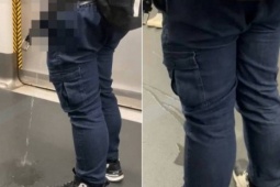 Bạn trẻ - Cuộc sống - Người đàn ông đi tiểu ngay trên tàu điện ngầm gây choáng