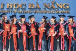 Bạn trẻ - Cuộc sống - Gia đình có 8 cô con gái ở Quảng Trị, tất cả đều là cử nhân, thạc sỹ