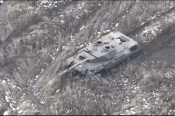 Thế giới - Video: Ukraine lần đầu tổn thất xe tăng Leopard 1A5 trong giao tranh với Nga
