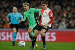 Bóng đá - Video bóng đá Feyenoord - Atletico: 2 bàn phản lưới, niềm vui nhân đôi (Cúp C1)