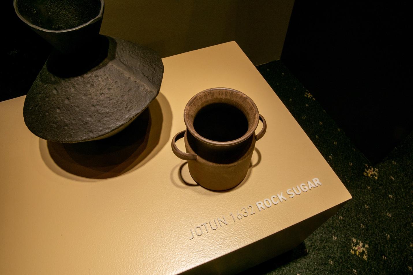 Màu Rock Sugar tạo cảm giác ngọt ngào, ấm áp