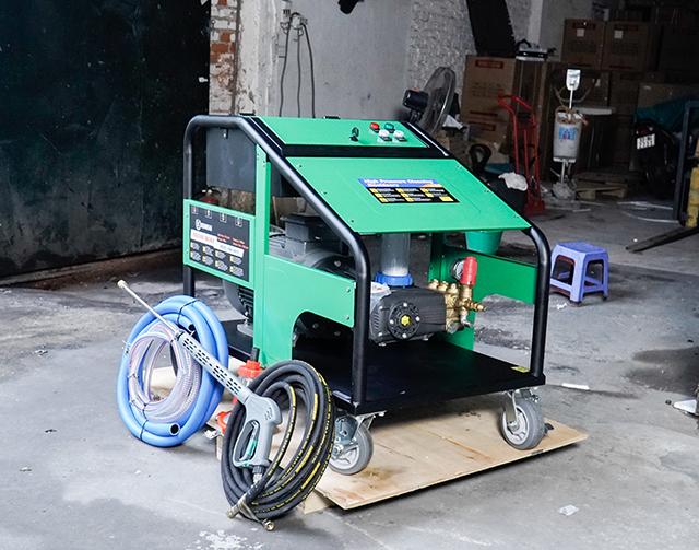 Model Kumisai KMS-350/15