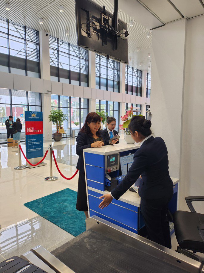 "Lộ diện" sân bay Điện Biên trước ngày mở cửa trở lại - 10