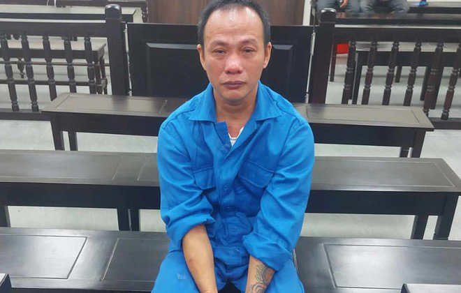 Ngô Văn Sáng bị đưa ra xét xử tại phiên tòa.