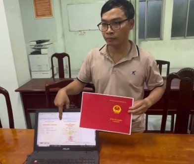 Một trong các loại bằng cấp giả được các đối tượng sản xuất (ảnh: CA)