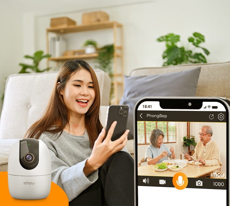 Camera tích hợp tính năng đàm thoại 2 chiều, giúp tôi có thể kết nối và trò chuyện với bố mẹ bất cứ khi nào.