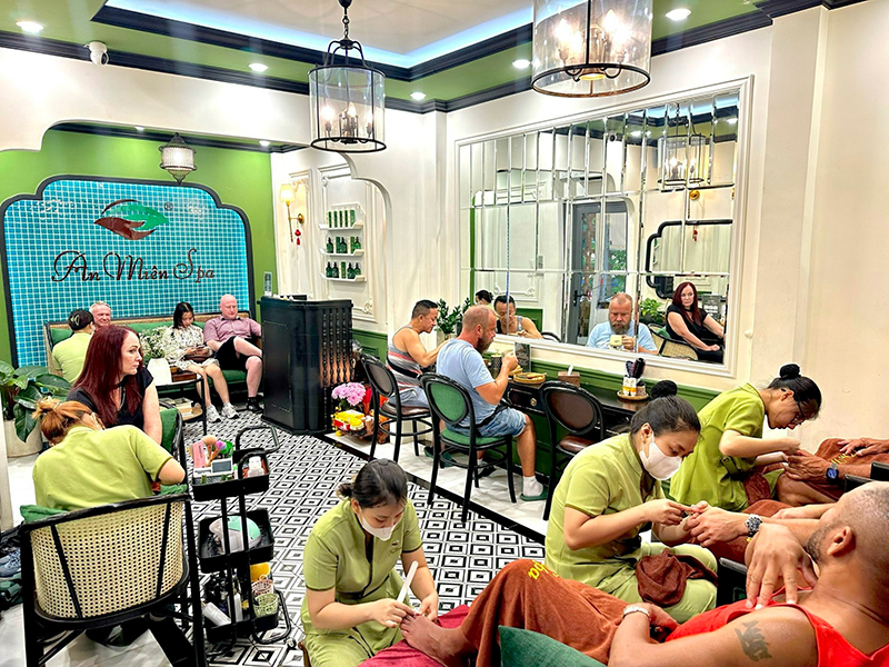 An Miên Spa không chỉ thu hút khách trong nước mà còn có cả khách quốc tế.