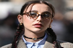 Thời trang - Phá vỡ các quy tắc mix đồng hồ nữ trong mùa đông này